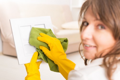 Deep cleaning support for kitchens and busy family homes in Earlscourt
